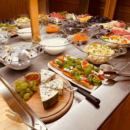 Hotel Askania 4*