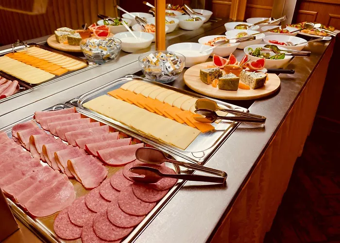 Askania Hotel 4*