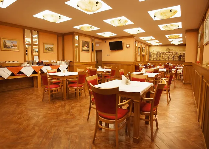 Askania Hotel 4*