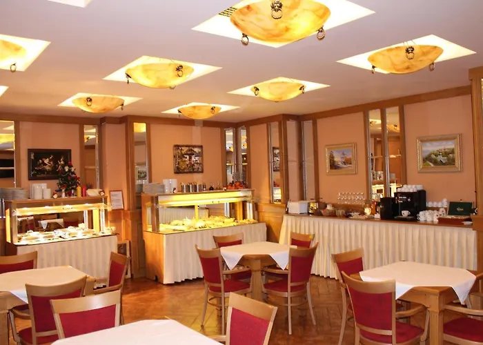Hotel Askania 4*